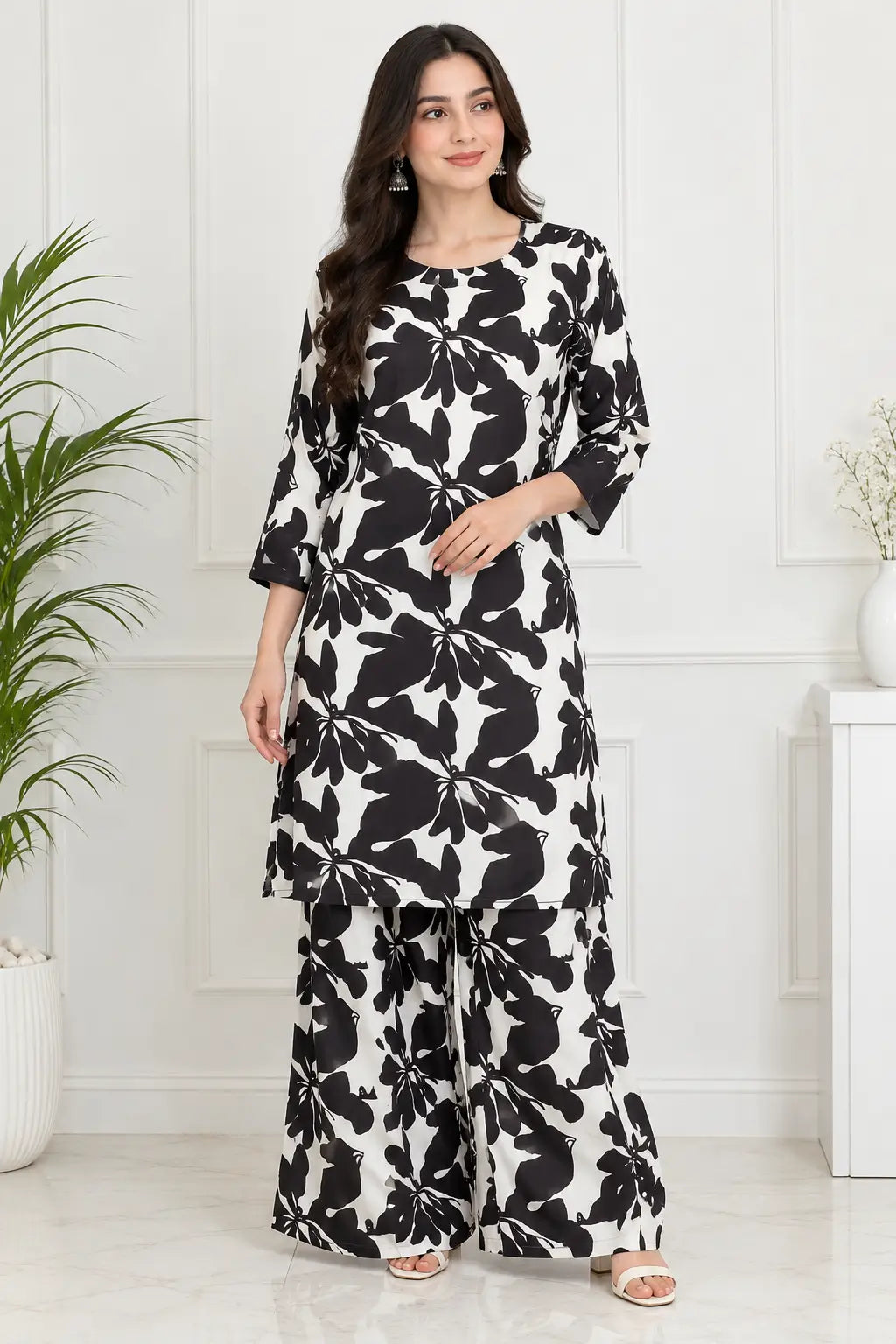 2Pcs Women's Stitched Grip Silk Printed Co Ord Set (Aniqa)